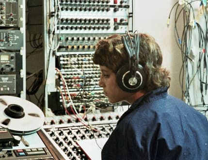 Image 1 for אולפן הקלטות אבי יפה