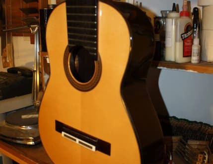 תמונה 4 עבור Alfredo Gonzalez Pianos & Guitars