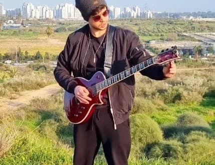 תמונה 1 עבור Avraham Grinberg