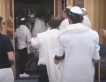 Image 4 for מתופפי מרים