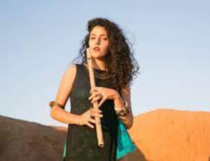 Image 2 for Shir Zehavy