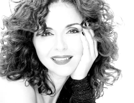 תמונה 2 עבור Claire Ben David