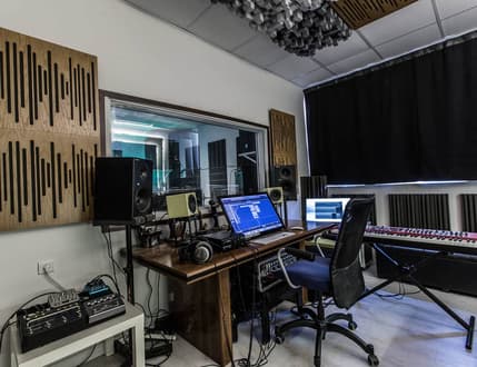 תמונה 1 עבור Uri Efrat Studio
