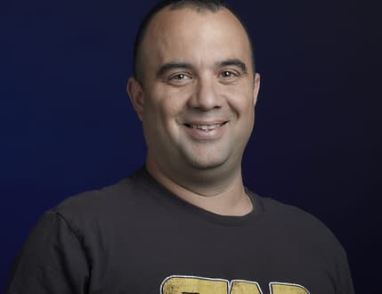 תמונה 2 עבור Eyal Meir