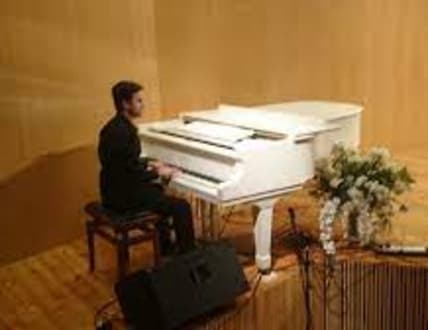 Image 4 for עמית קופרארד- מורה לפסנתר בחיפה