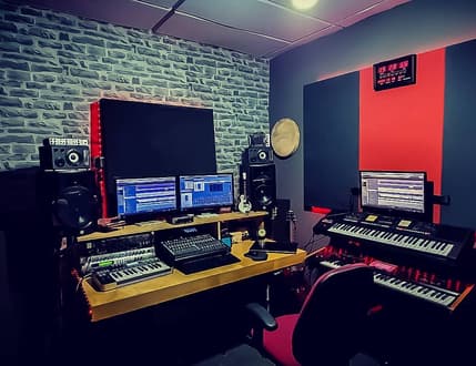 Image 1 for Mix Music Studio- אולפני הקלטה והפקה
