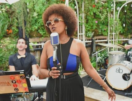 Image 2 for Eclectica Music - מוזיקה חיה לאירועים
