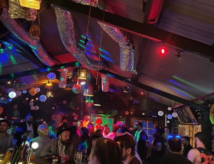 Image 1 for Darma Bar