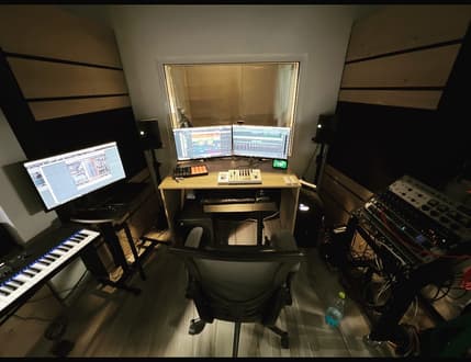 Image 1 for BananoMusic אולפן הקלטות