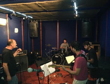 Image 3 for אולפני המקלט