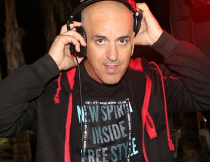 Image 4 for Dj-lior Badash Red M