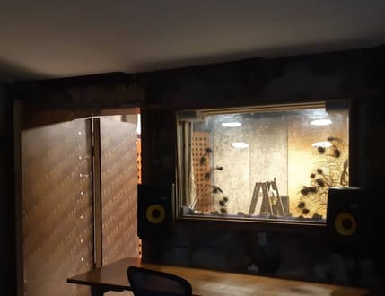 Image 2 for Custom Studio TLV