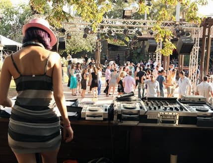 Image 3 for DJ EFRAT - מדברת מוזיקה