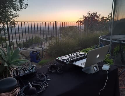 Image 4 for DJ EFRAT - מדברת מוזיקה