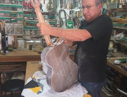Image 2 for בניית בוזוקי גיטרות וכלי מיתר